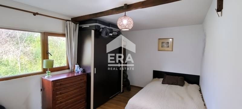 Къща с двор в Студен кладенец