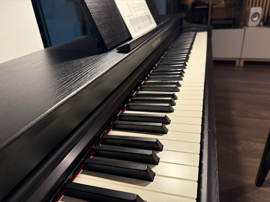 Pian Digital Yamaha Clavinova CLP 625