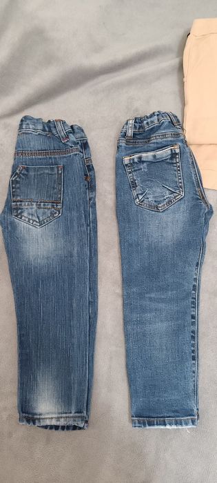 Отдам вещи на мальчика 2-3 года