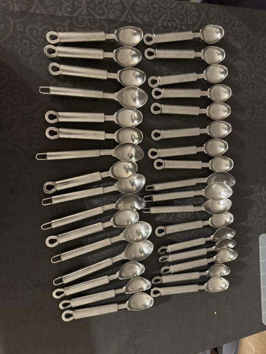 Linguri inox inghetata