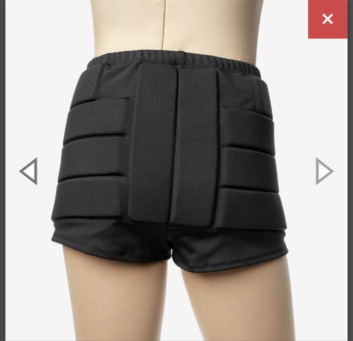 Защитные шорты для фигуристов