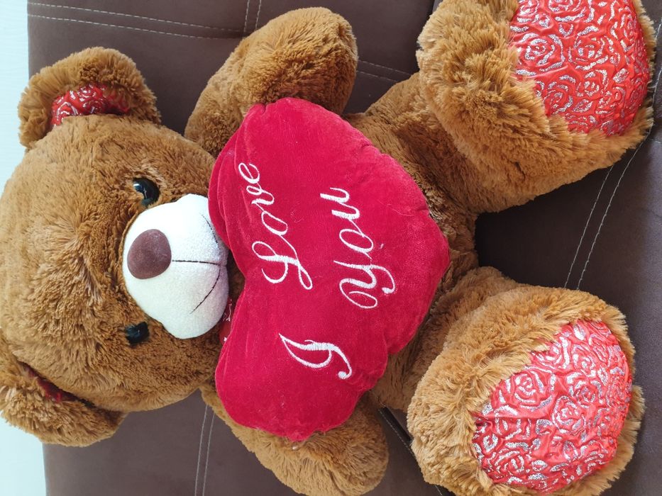 Голямо плюшено мече плюшена играчка