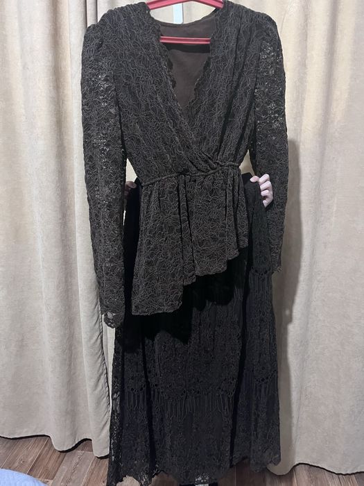 Платья Б/У новые от 5000 до 10000 тг