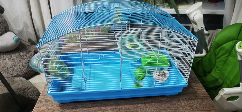 Продам большую клетку