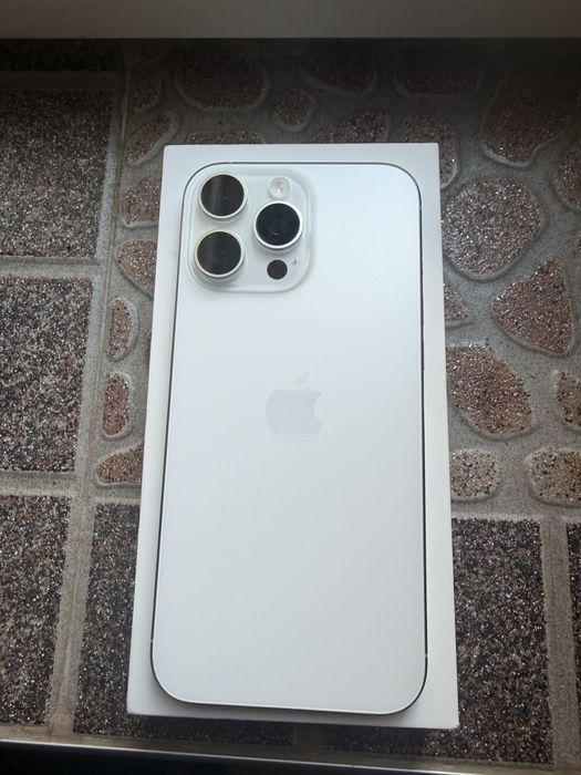 Iphone 16 Pro Max Battery 100%