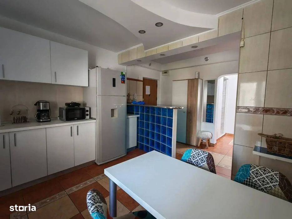 Apartament 3 camere de inchiriat decomandat Vitan Mall