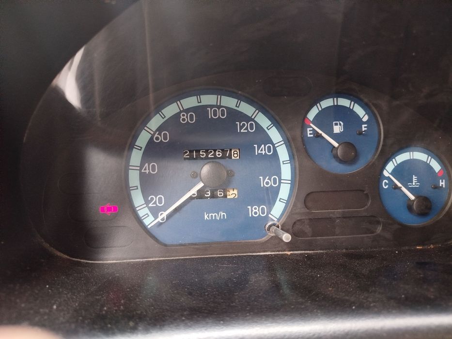 Матиз авто машина и сотилади нархи 3700 $ йили2018 йил пробег 215000