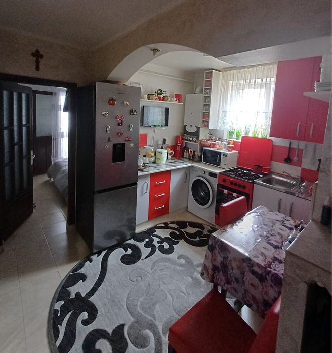Apartament central 2 camere decomandat