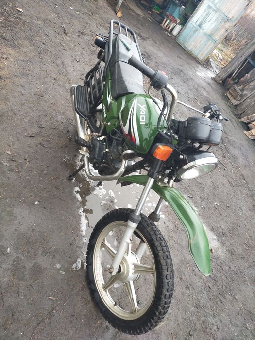 Продам мотоцикл 200куб