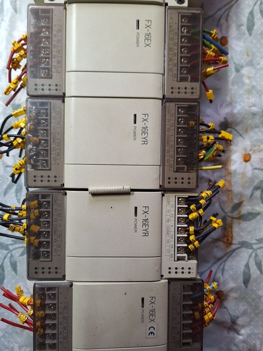 Plc Mitsubishi melsec FX80 ER și FX48ER SI extensii