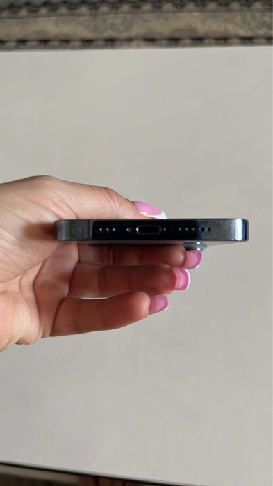 Продам iphone 13 pro 256гб