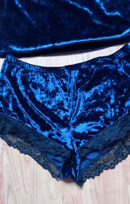 Pijama damă catifelată