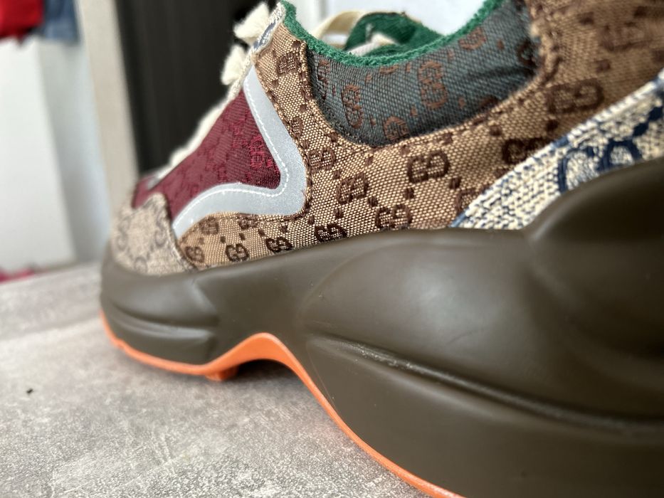 Adidasi Gucci 350 Lei Am nevoie de urgent bani