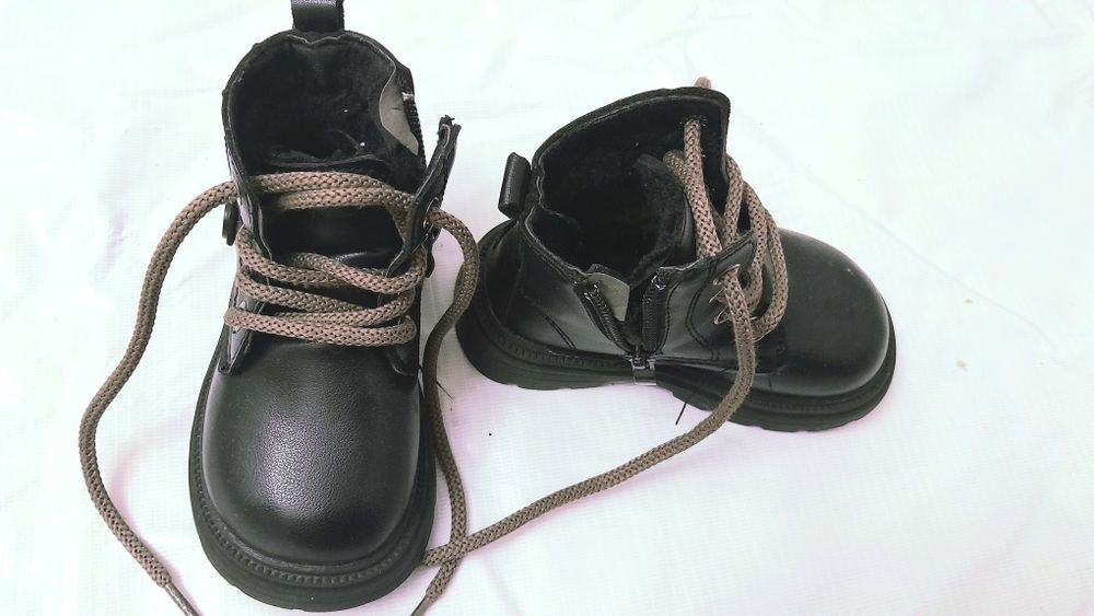 Etik sotiladi Продаётся сапоги для мальчиков