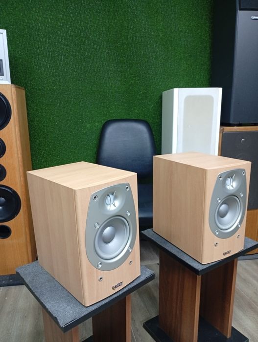 Тонколони Infinity Beta 10