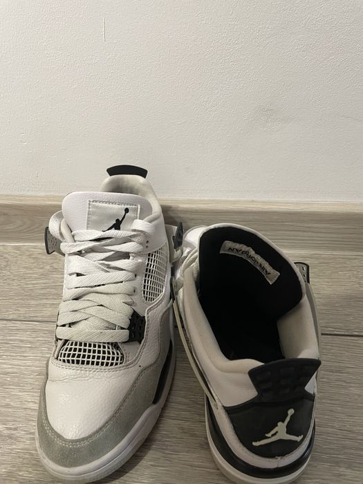 Vand jordan 4 military black