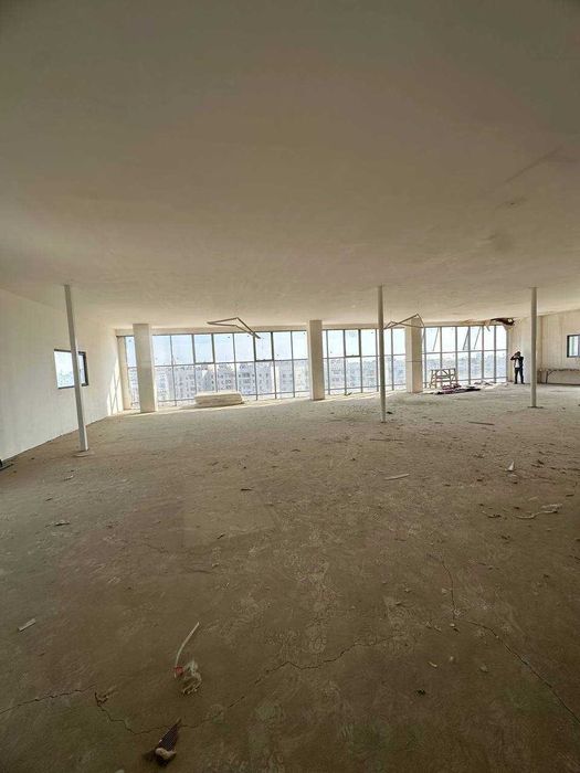 Продается помещение Паркент рынок 569м2