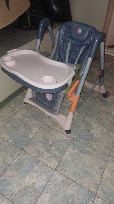 Стол за хранене Cangaroo