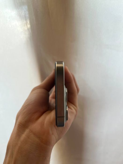 Iphone 15 pro 256 tali sim karta