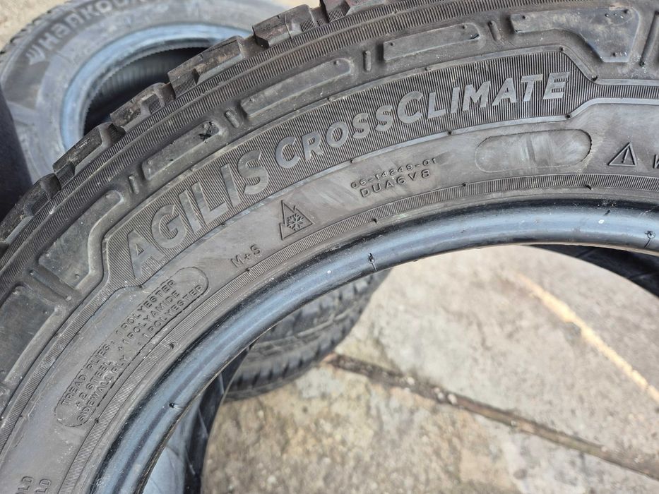 2 Anvelope VARA IARNA 4 Sezoane  215/60/17C  Michelin APP NOI DOT 2021