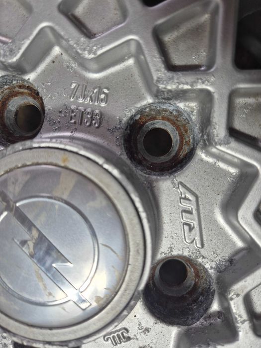 Jante Aliaj 5x110 15'' 7J ET 33 - OEM Opel Manta Opel Astra H Zafira Opel OMEGA Vectra
