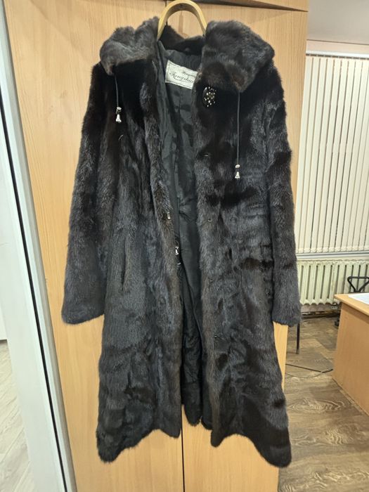 Продам норковую шубу