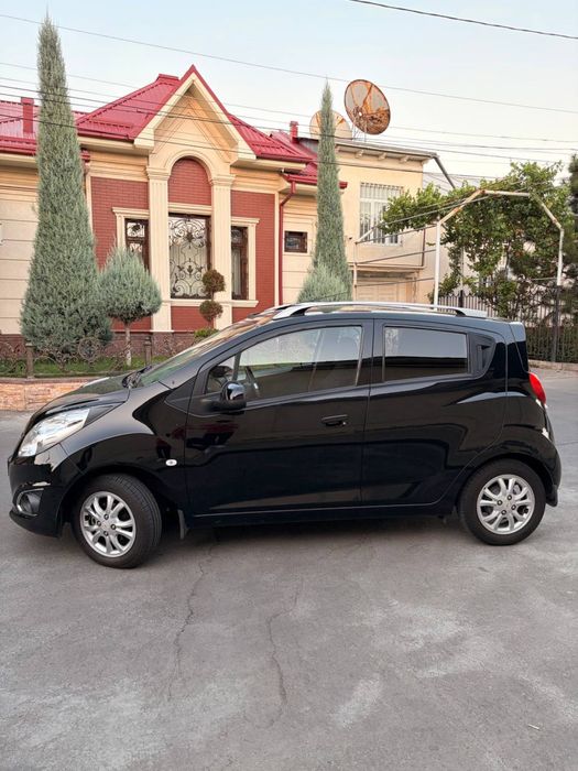 Spark avtomat 2022 Qora