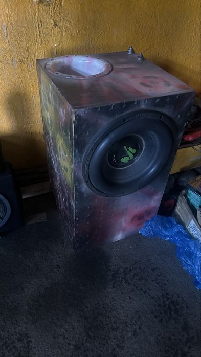 Магнитола сабуфер