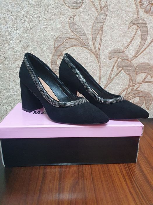 Аёллар оёк кийимм