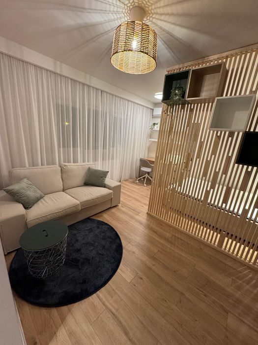Studio  /  Drumul Taberei