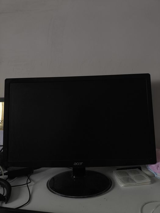 Acer монитор продаю