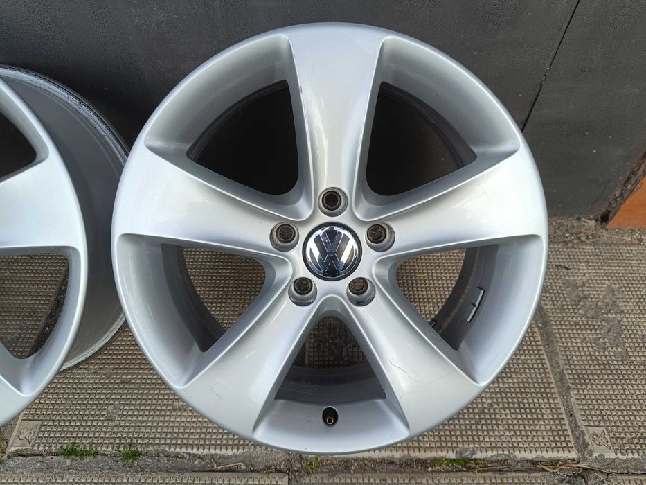 ОРИГИНАЛНИ джанти 17 ' цола 5x112 ФОЛКСВАГЕН / Volkswagen 57,1 ET39