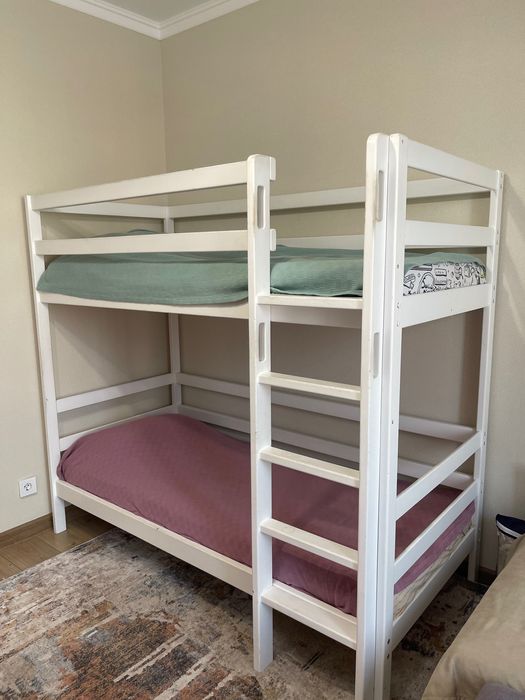 Кровать двухъярусная