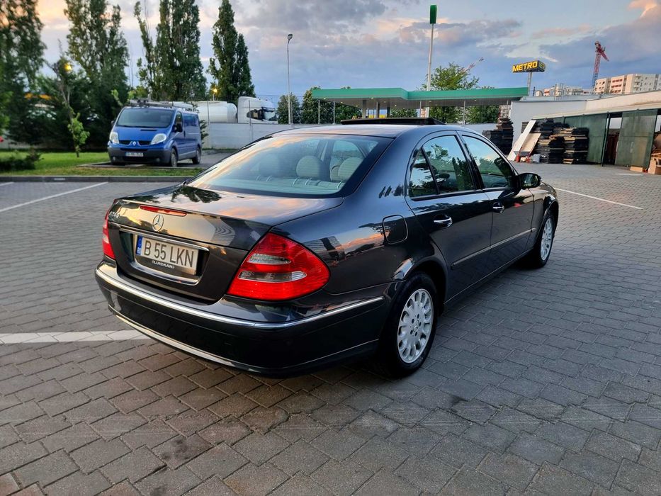 Mercedes E 240 Elegance, Automat
