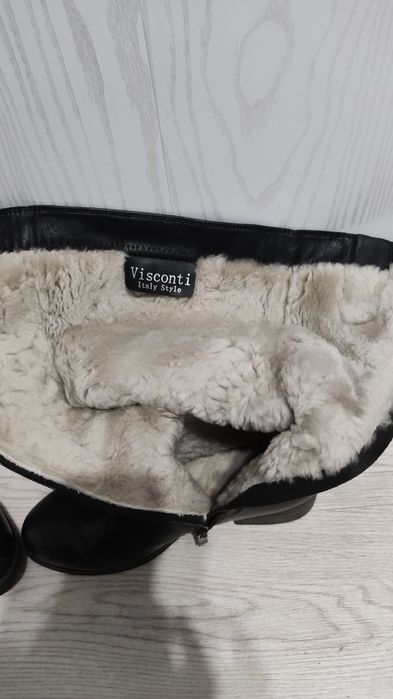 Продается зимние сапоги