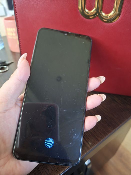 Vivo V21e 8/128gb
