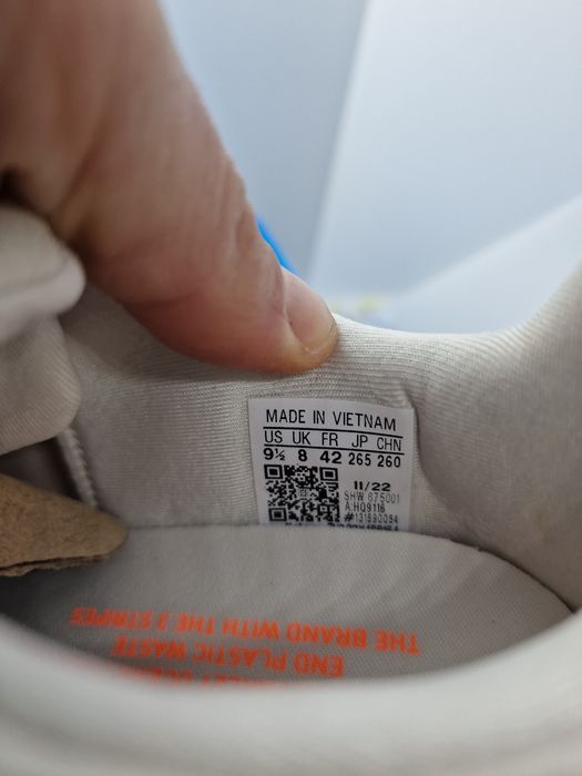 Adidas NMD V3 nr. 42