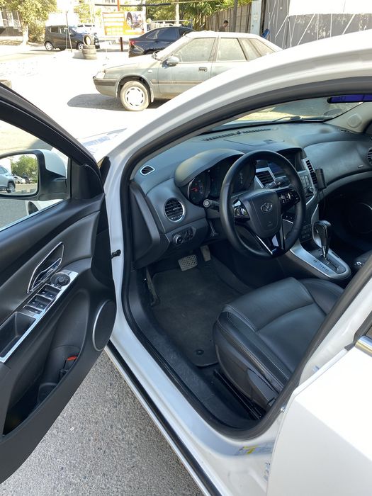 Cruze срочно состояние отличное!
