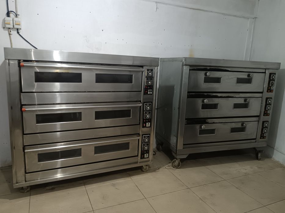 Продам миксер 30л,жарочные печи, тестом, столы.