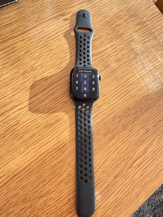 Apple watch 7 series nike edition + cellular