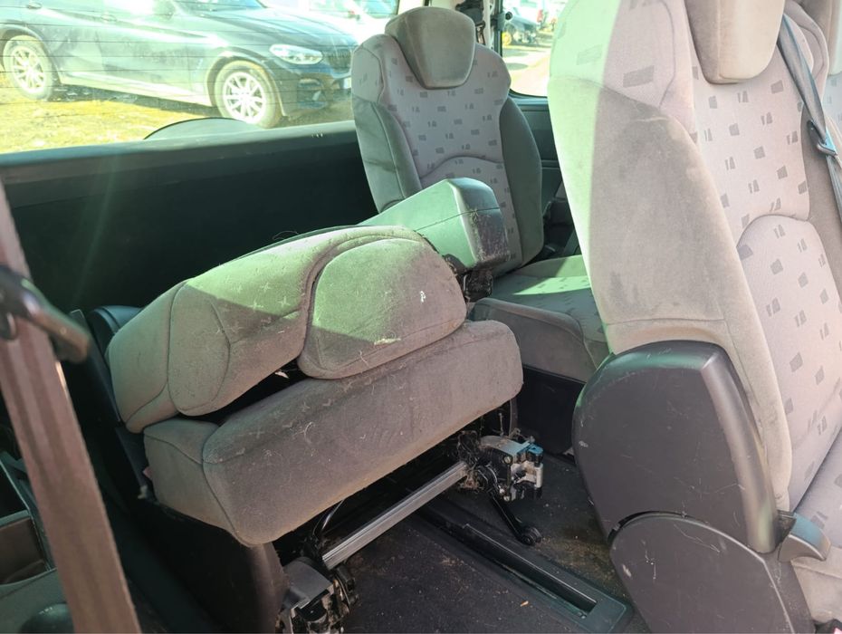 Peugeot 807 2.2 HDI на части