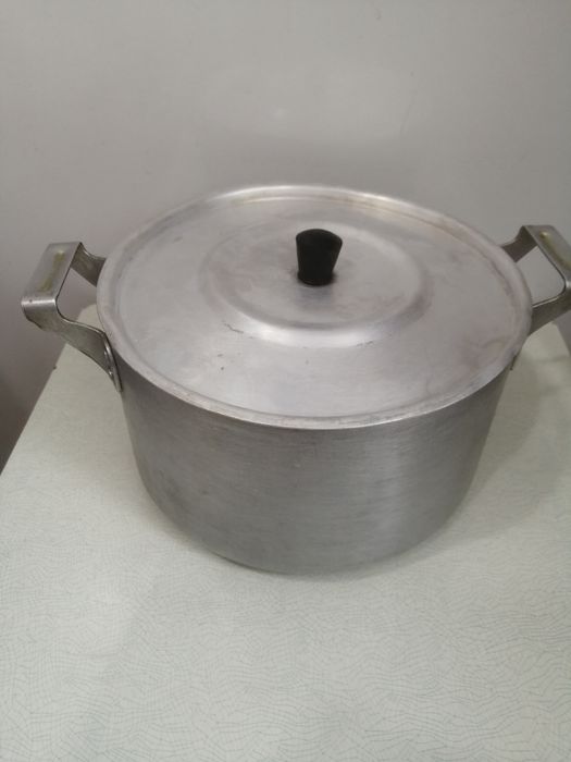 Продам кастрюли, сковородки, казаны