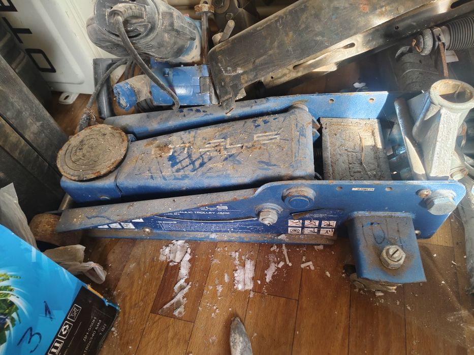 Лобзик,труборез, пчёлка, отбойник, перфоратор,углорез, домкрат