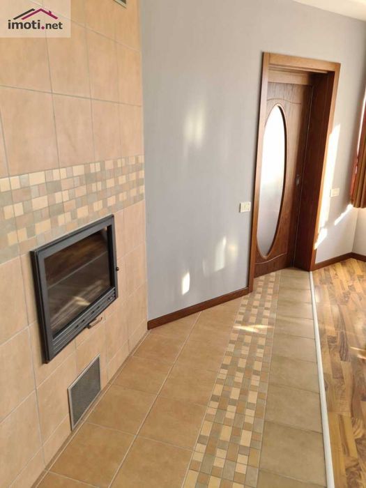 Дава се под наем Тристаен апартамент в Пловдив, Център - 120 кв.м за 700 € - Снимка #7