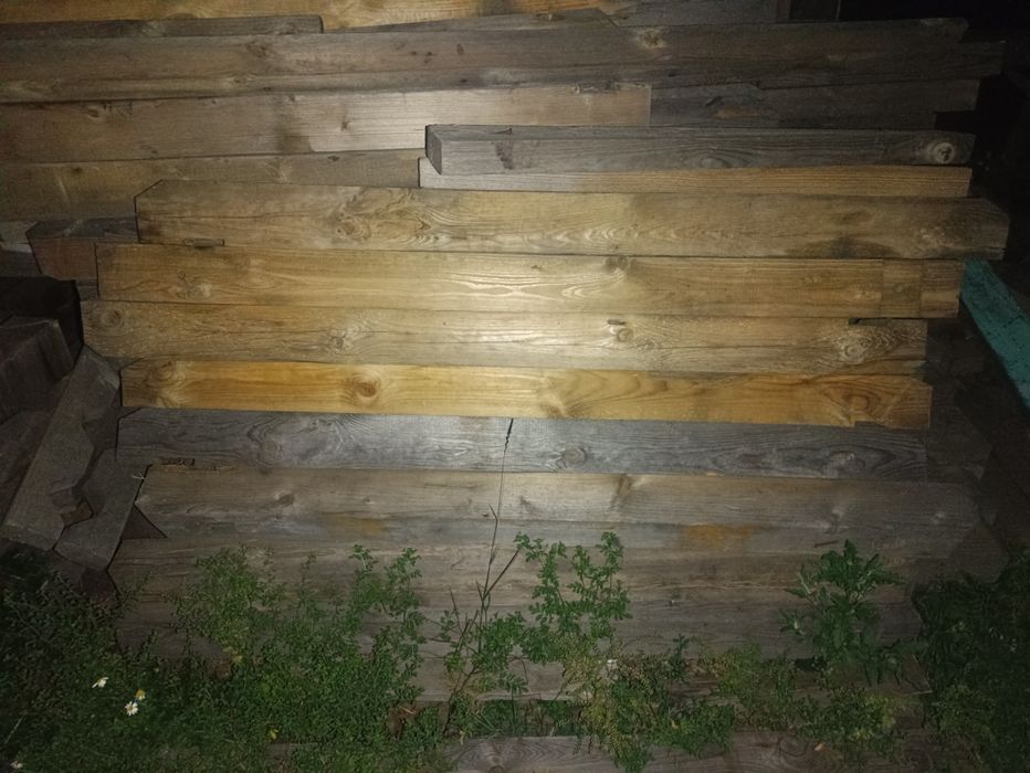 Продам брус  размеры разные