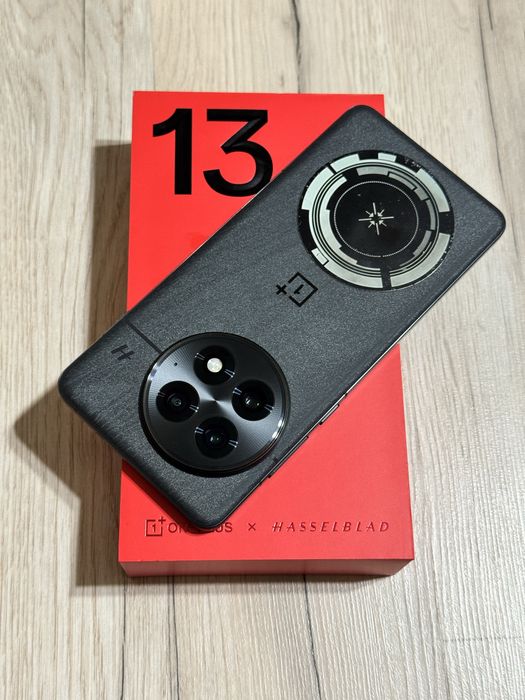 One Plus 13 512 gb Ram 16 5G польный комплект