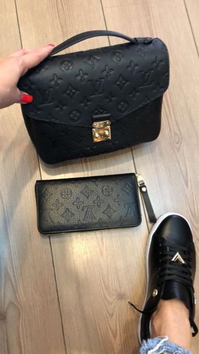 Portofel Louis Vuitton piele naturala