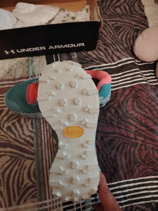 Дамски маратонки Under Armour