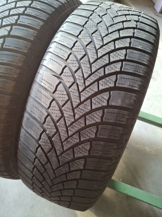 2 Anvelope M+S 205 55 r16 Bridgestone