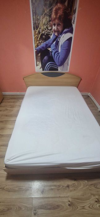 Pat dormitor pentru doua persoane